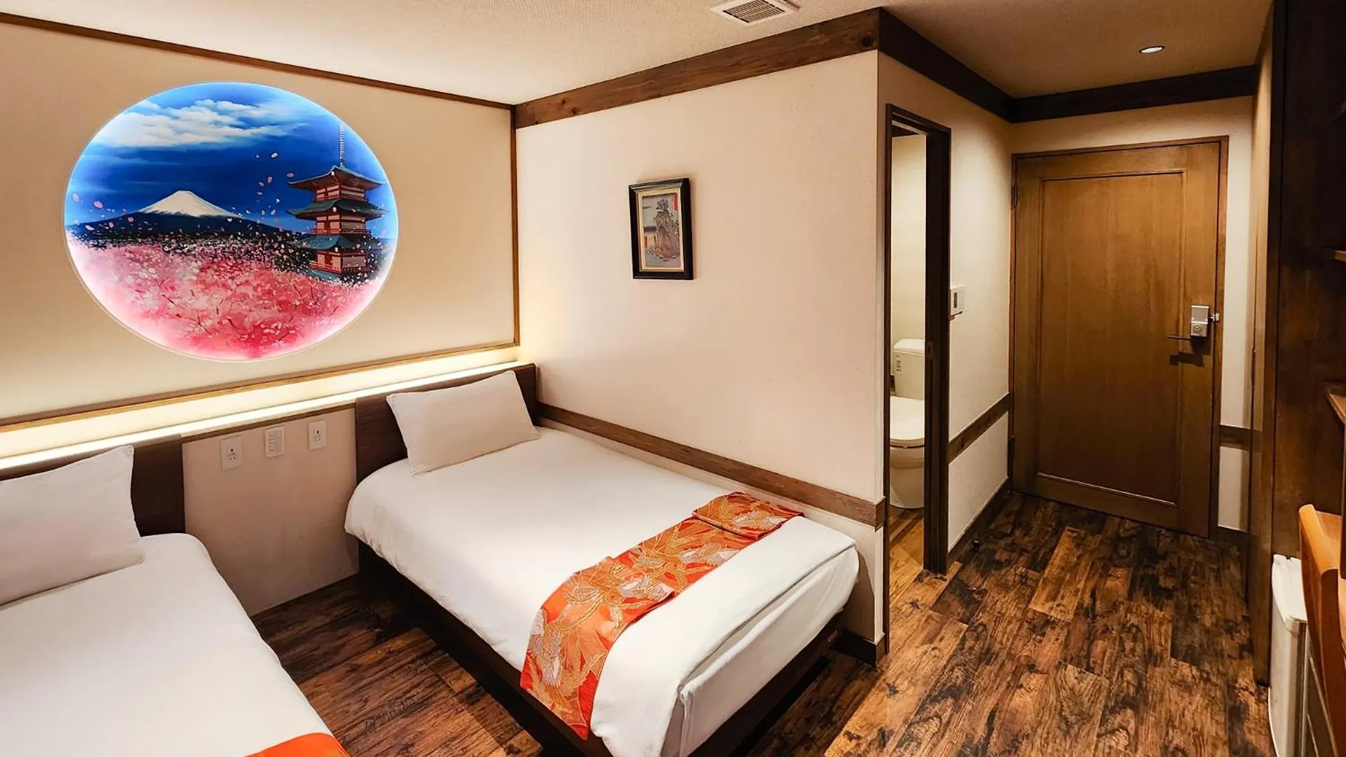 都電屋 Todenhotel Tōkyō Hotel