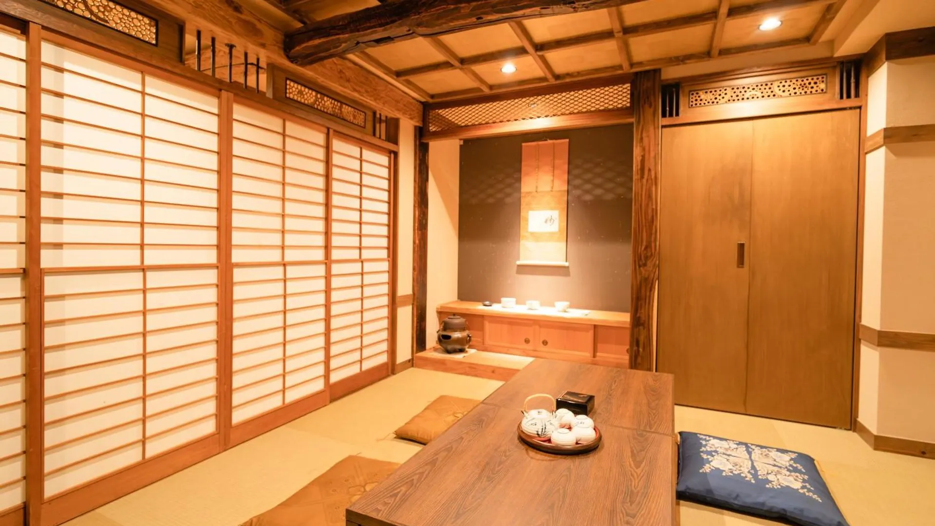 都電屋 Todenhotel Tōkyō Hotel