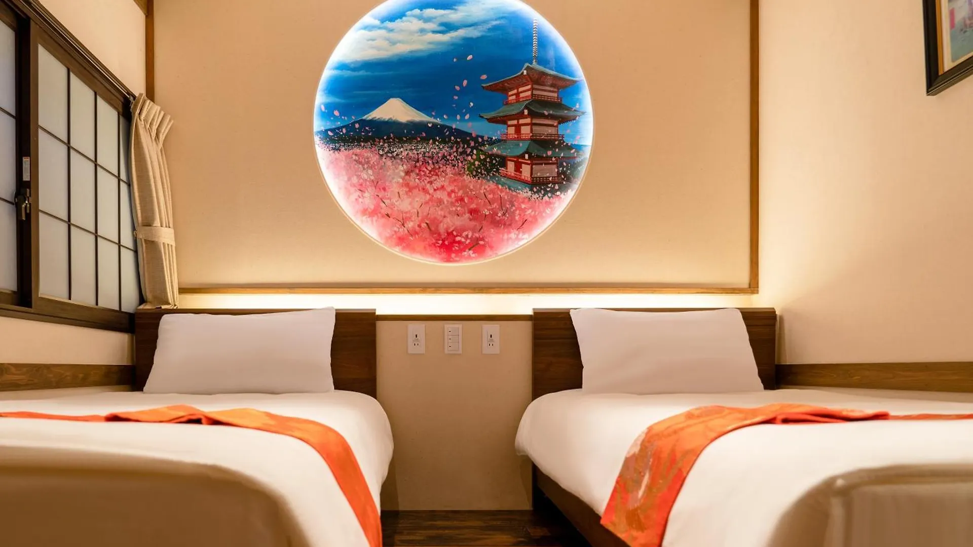 都電屋 Todenhotel Tokyo 2*,  Japan