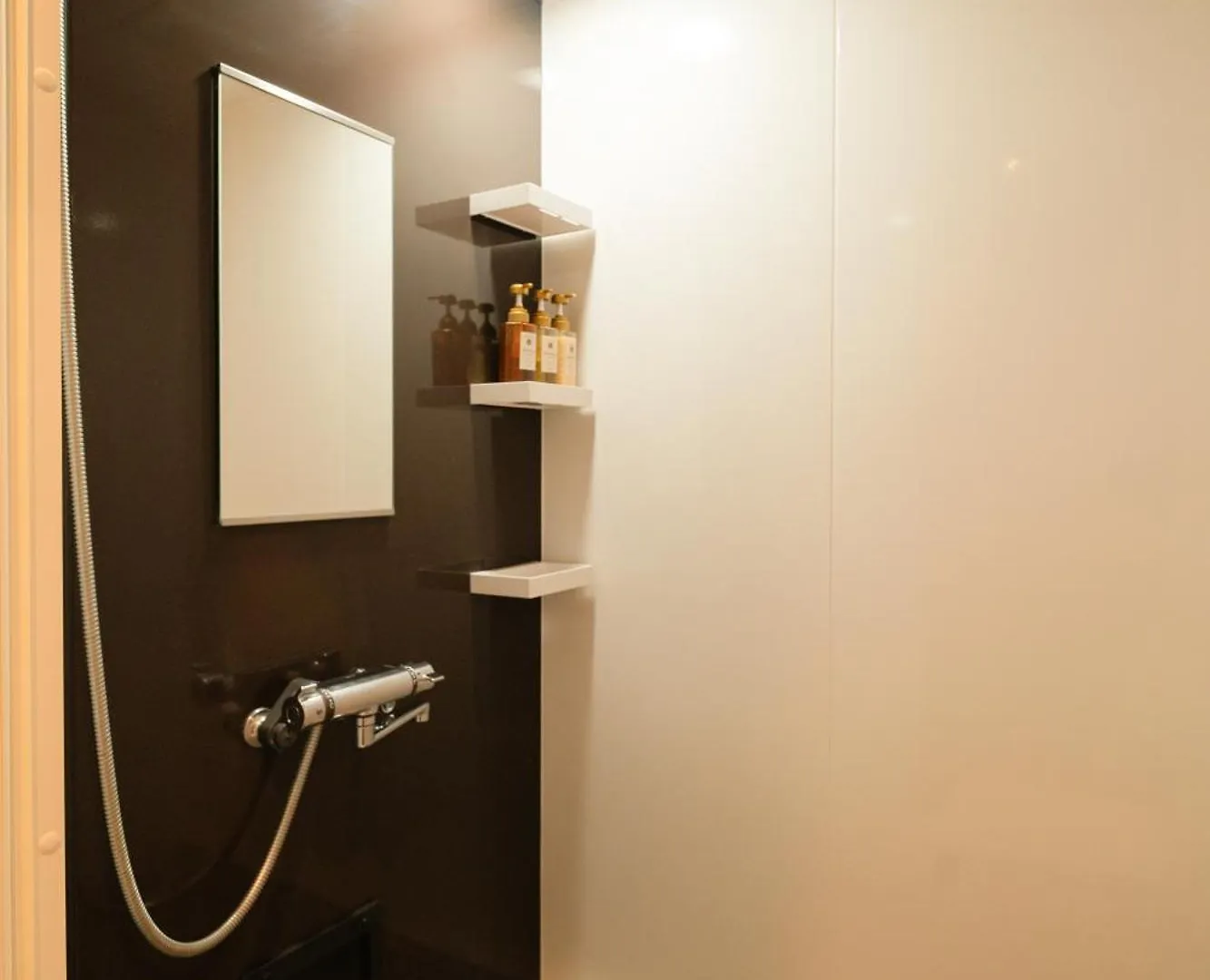 都電屋 Todenhotel Tokio Hotel