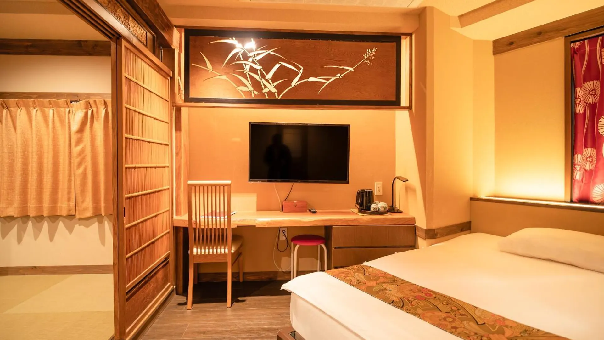 都電屋 Todenhotel Tokio