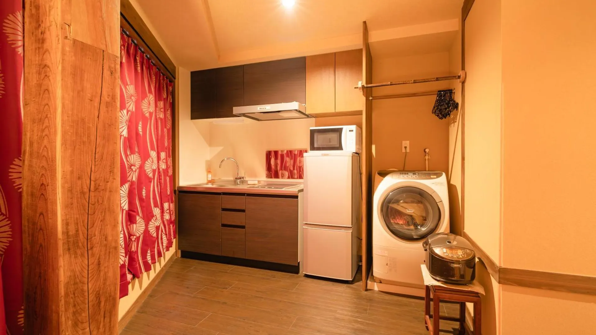 都電屋 Todenhotel Tokio Hotel
