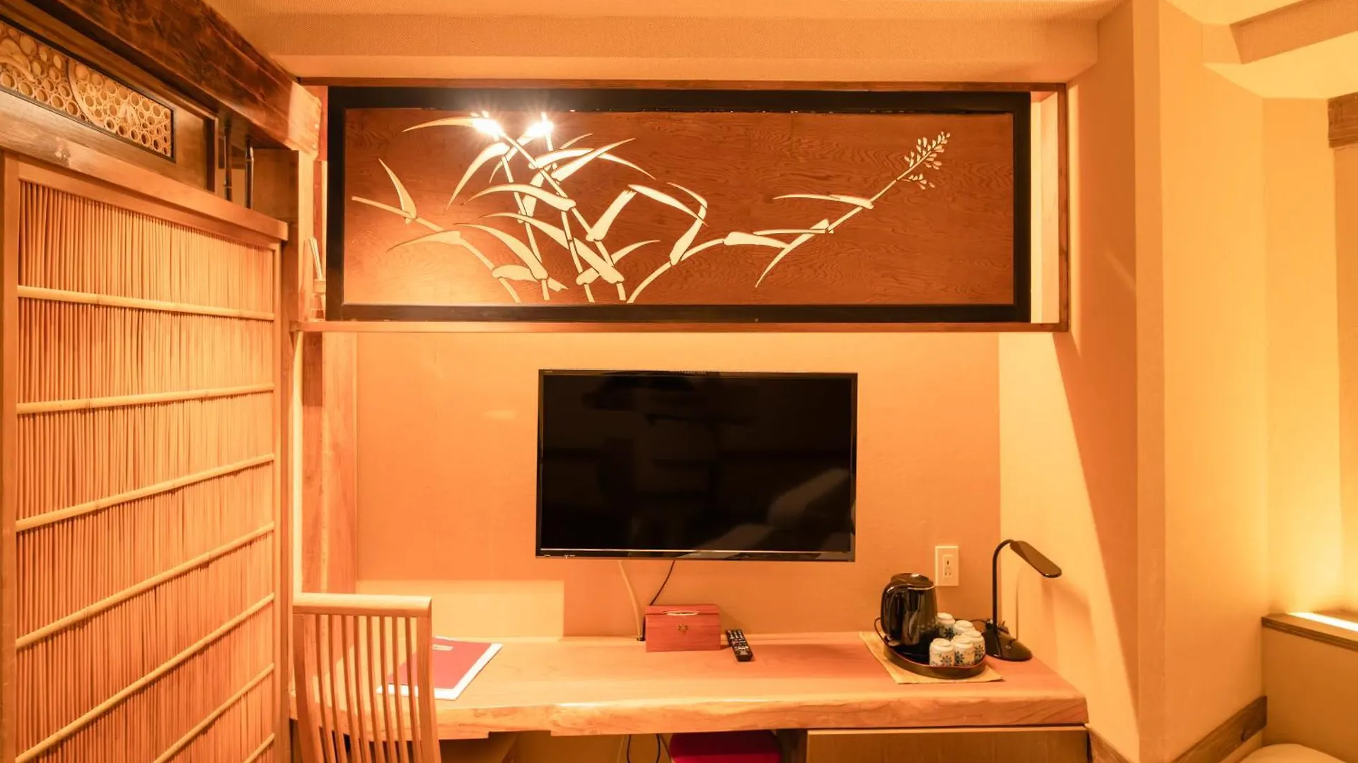 都電屋 Todenhotel Tokio